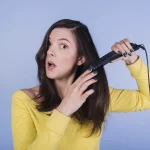 10 erros comuns ao usar a prancha de cabelo e como evitá-los